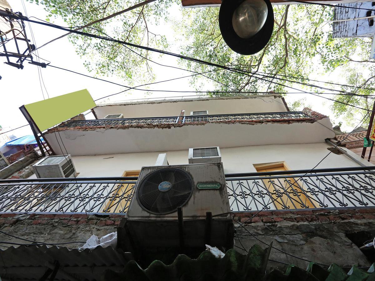 Oyo 9233 Hotel Cottage Lord Krishna New Delhi Exterior photo