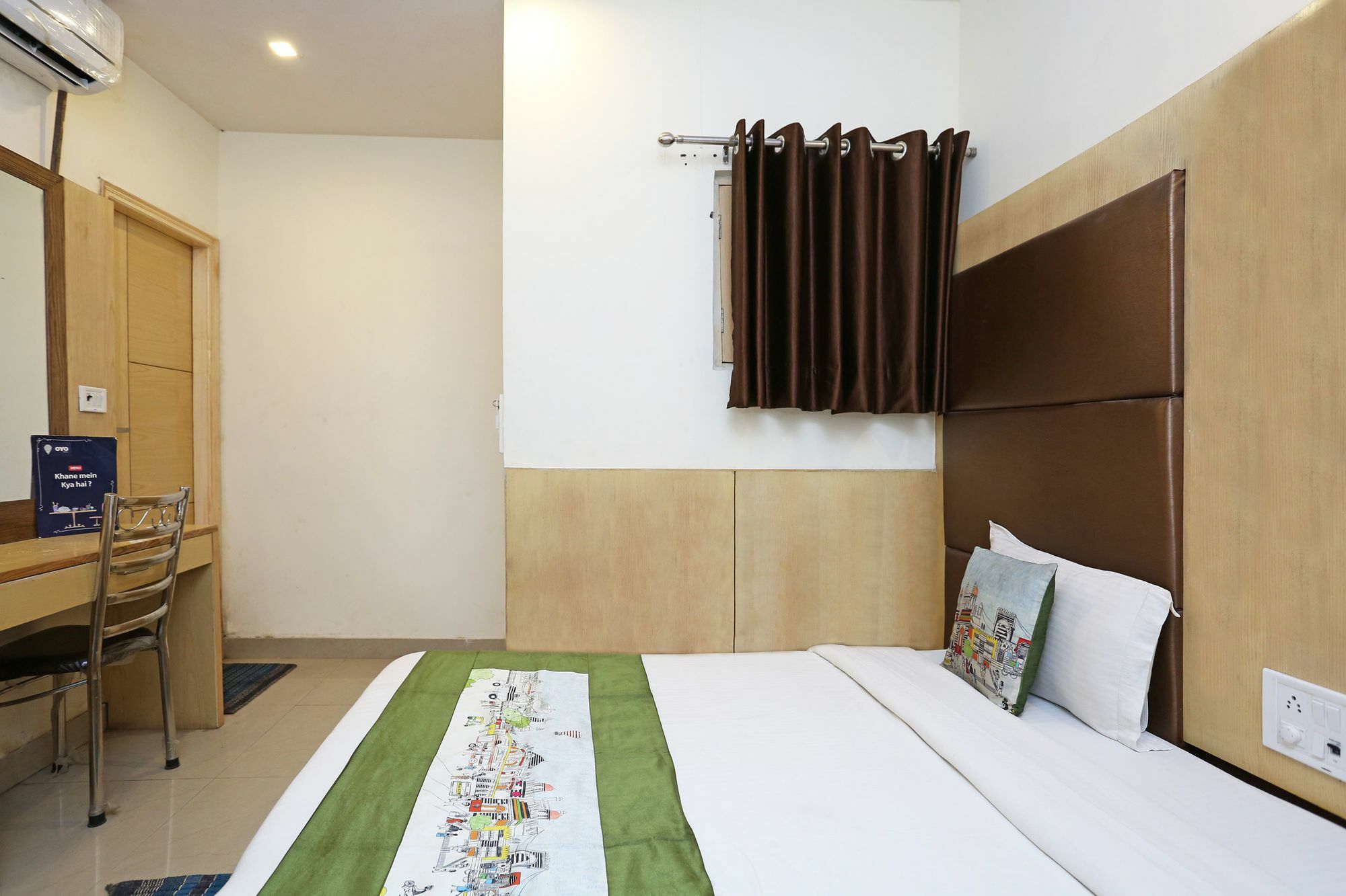 Oyo 9233 Hotel Cottage Lord Krishna New Delhi Exterior photo