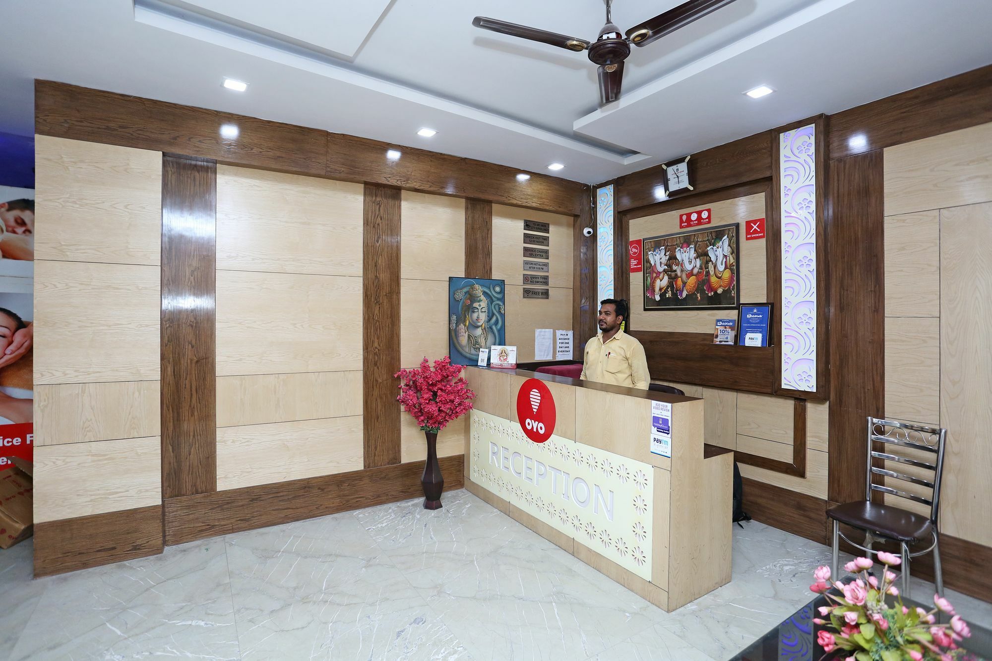 Oyo 9233 Hotel Cottage Lord Krishna New Delhi Exterior photo
